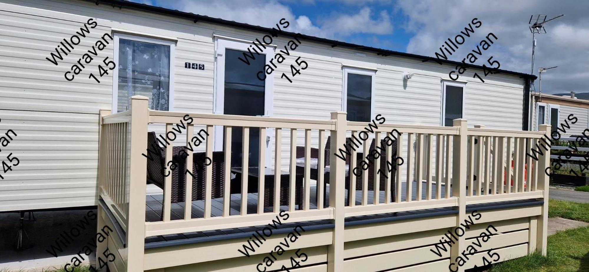 Willows Caravan 145 Llanddwywe Ngoại thất bức ảnh